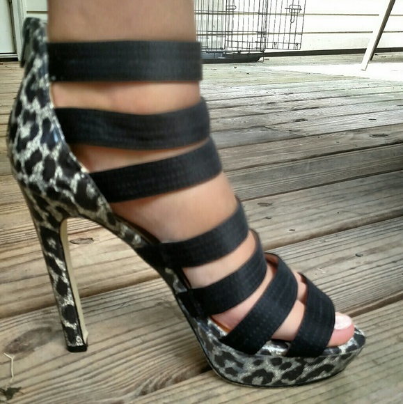 Shoe Dazzle Shoes - Women's shoes ssize 8 M  by :SHOE DAZZLE 💖 sexy